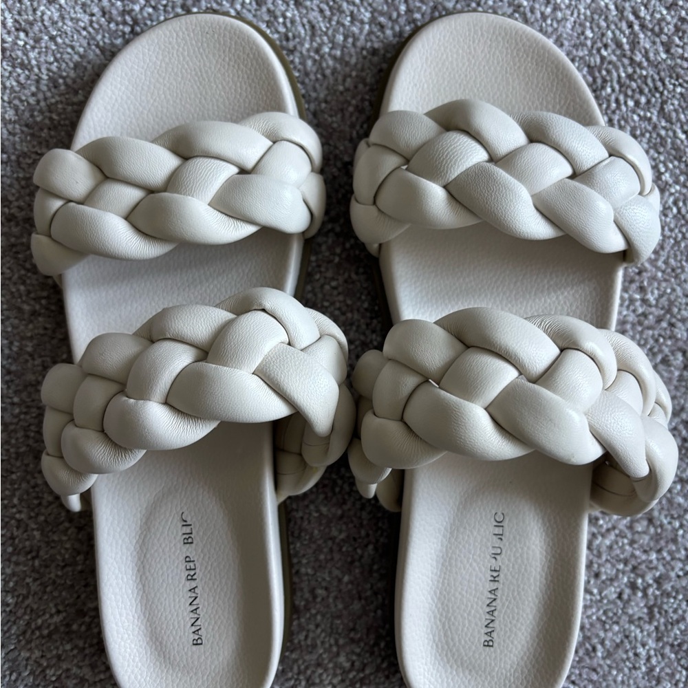Banana Republic Ivory Braided Sandals